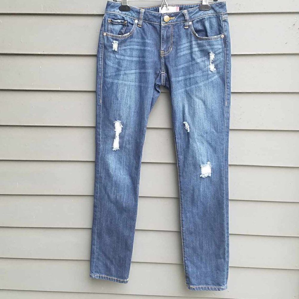 Cabi Distressed Slim Boyfriend Jeans size 2